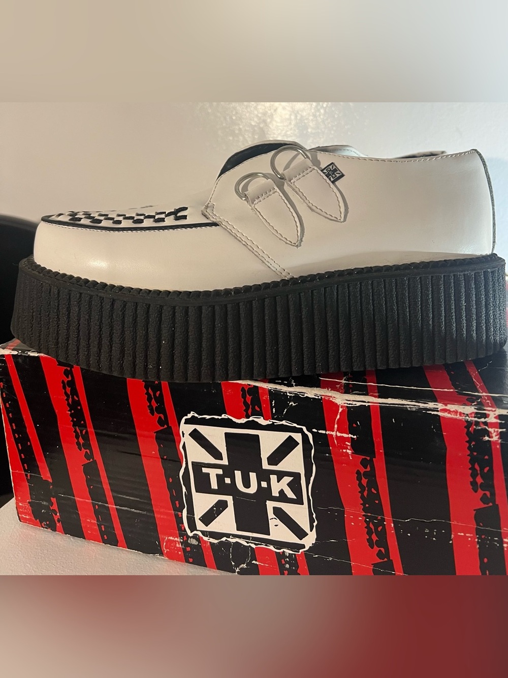T.U.K White & Black Checker Platform Creeper Shoe, size 7M fits 8.5 women